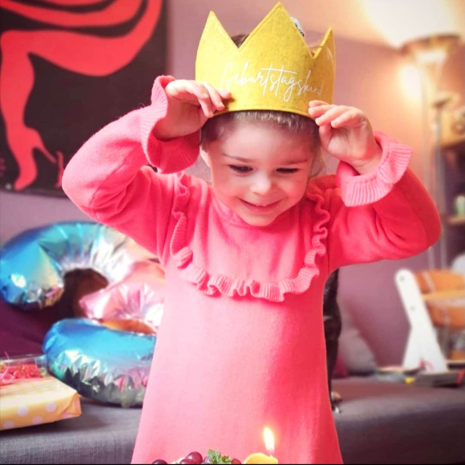 Geburtstagskrone personalisiert | Geburtstagskind mit Namen | Der Hingucker für den Kindergeburtstag